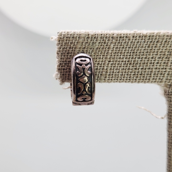 Silpada 925 Sterling Silver Geometric Filigree Hoop Earrings P0837 Retired - Picture 3 of 13